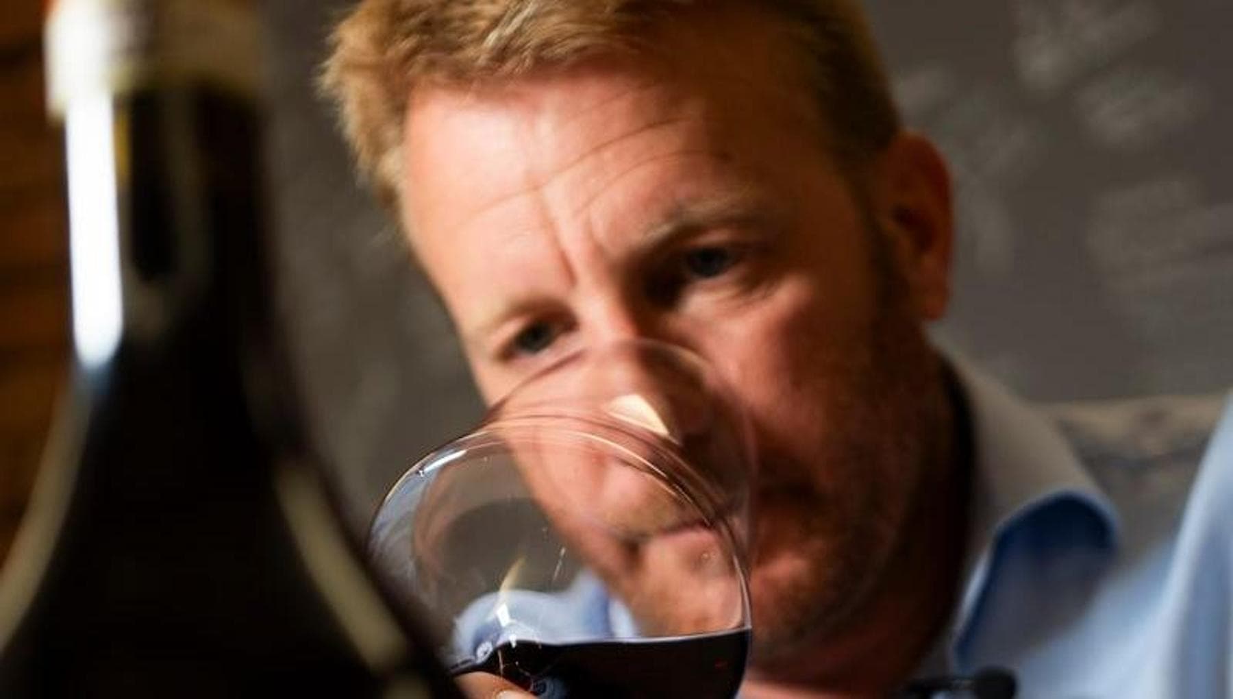 Il viticoltore che sfida il capitale: la lotta di classe nel vino
