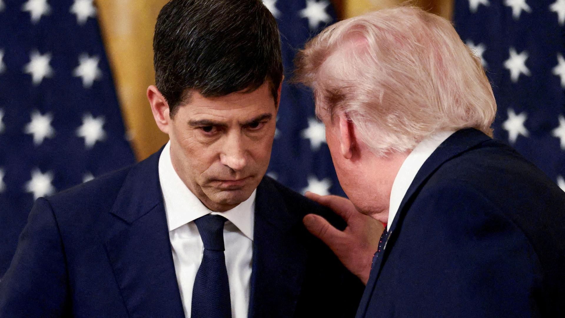 La Fed alza i tassi al 4% e sfida Trump: la lotta di classe arriva anche sul dollaro