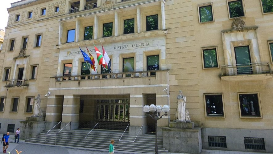 Licenziatu da l'IA : Bilbao dice nò à l'arbitriu