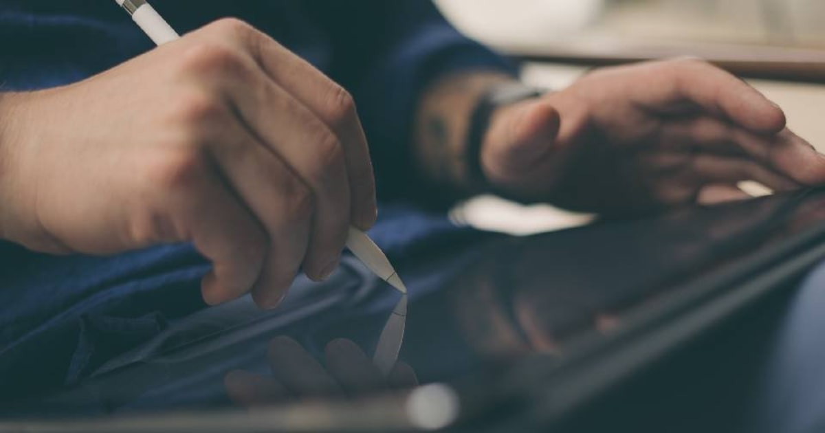 Mesa digitalizadora ou tablet com caneta: qual escolher para criar?