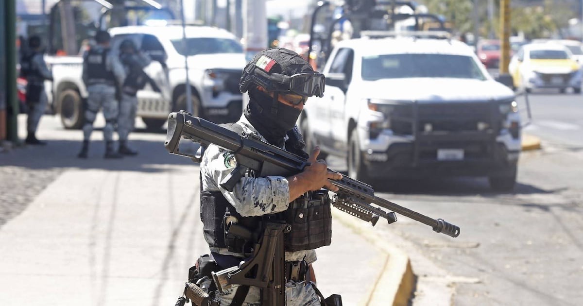 Gobierno de Sheinbaum le planta cara al CJNG en Jalisco: 77 detenidos y un golpe que retumba en el cártel