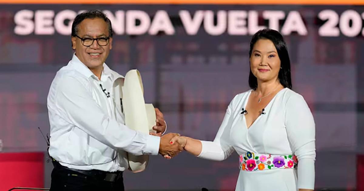 Elecciones Perú: Sánchez pide reconteo ante avance fujimorista