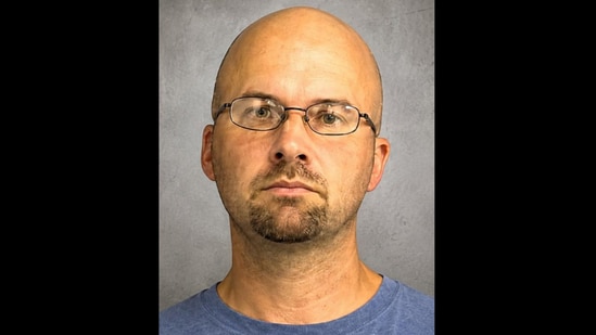 Muscatine Mass Shooting: 6 Killed in McFarland Family Tragedy