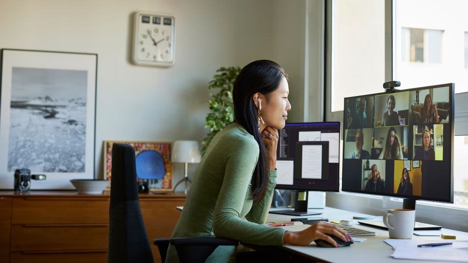 Remote Work and Mental Health: ASEAN's Hybrid Economy Faces a Loneliness Paradox