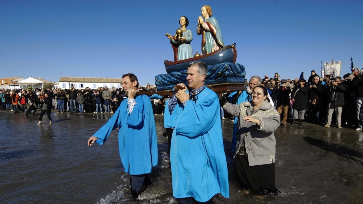 Fêtes traditionnelles en Provence : un patrimoine vivant mis à l'honneur fin juillet