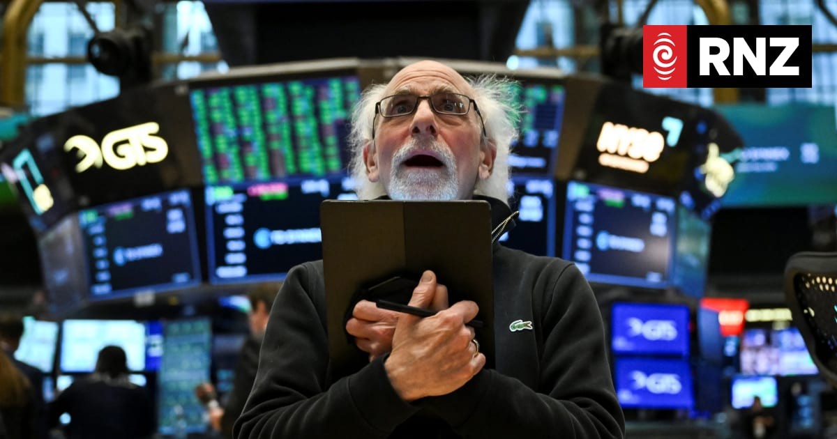 When Algorithms Panic: AI Sell-Off Exposes Fragile Market Foundations