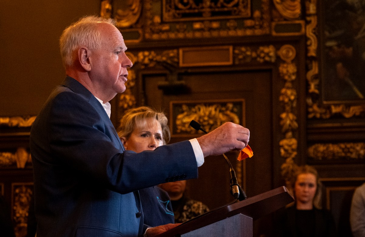 Walz Thanks Minnesota After Federal Immigration Crackdown