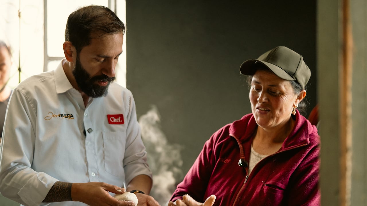Arepa colombiana patrimonio: 450 recetas que tejen memoria
