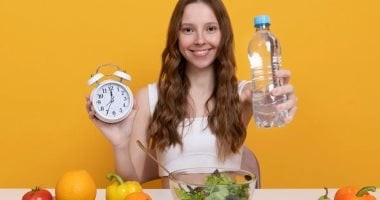 وجبات خفيفة صحية لزيادة الوزن: 8 خيارات غنية بالسعرات والقيمة الغذائية