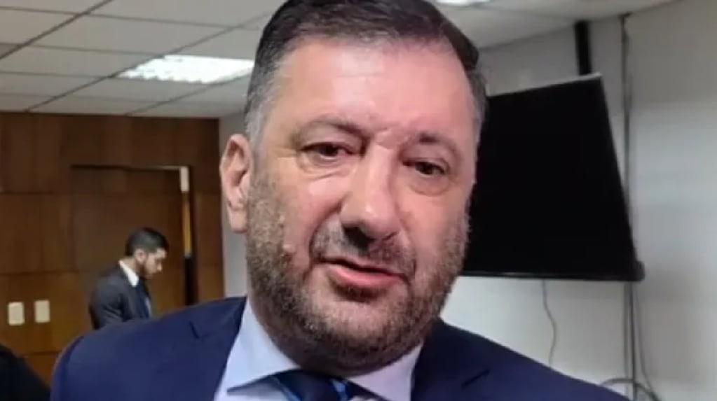La Corte Suprema ordena que las causas contra Kueider por sobornos y enriquecimiento avancen por separado