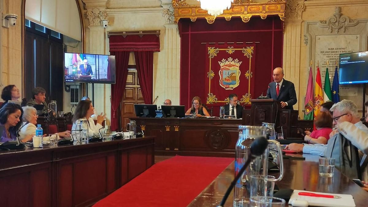 Málaga, la ciudad que brilla por fuera y expulsa a su gente por dentro