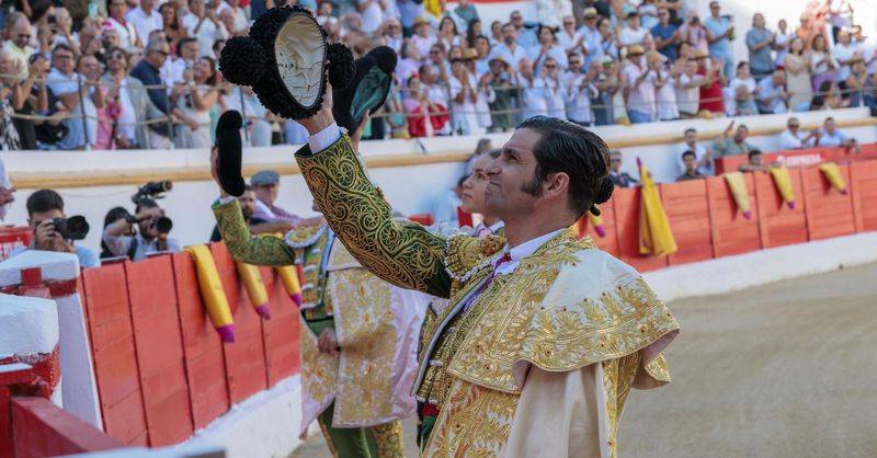 Morante planifica temporada selecta tras años de crisis taurina