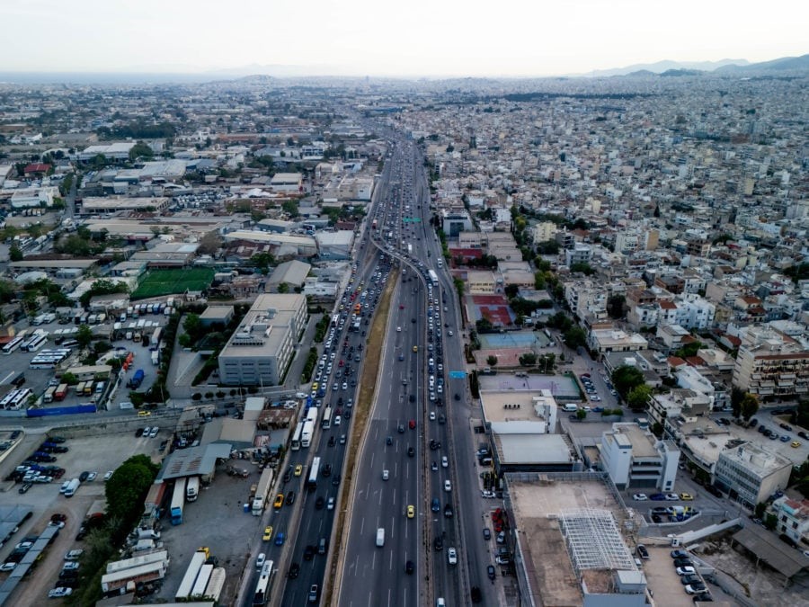Ο Κηφισός δεν είναι πια πληγή: Οι προτάσεις του καθηγητή για να σπάσουμε τα δεσμά του κυκλοφοριακού