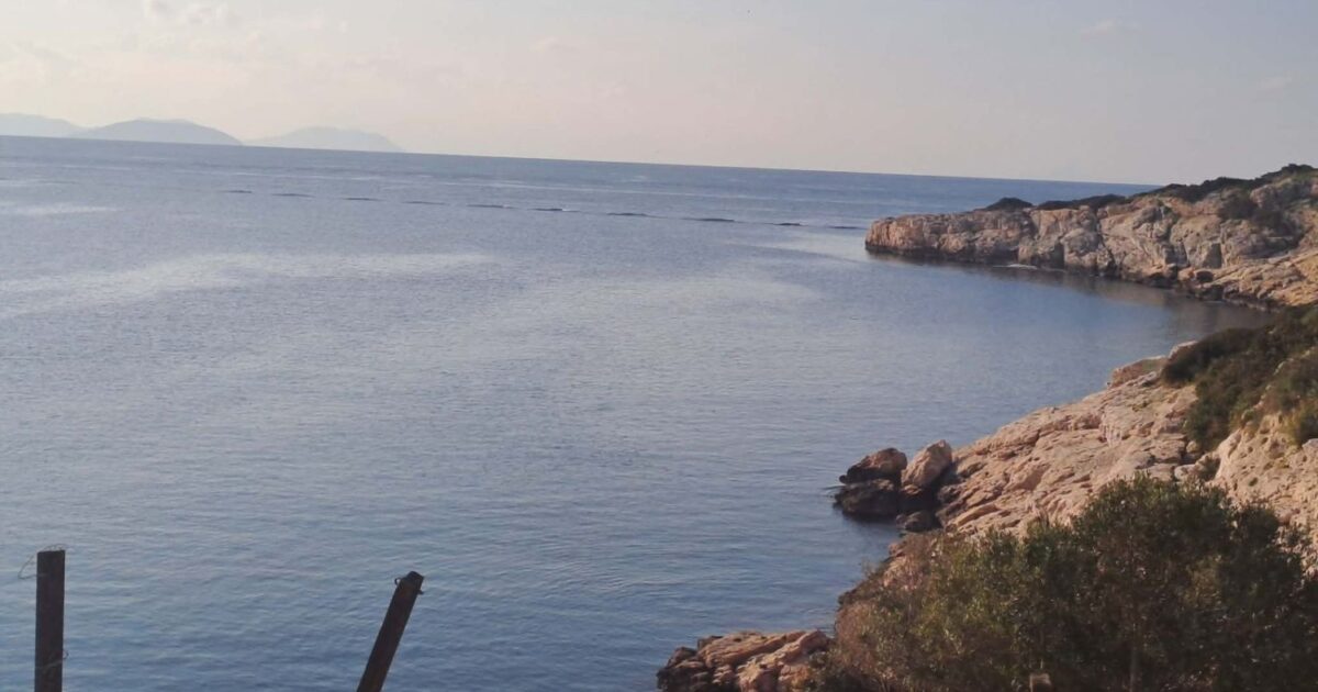 Βουλιαγμένη: Αναστολή επιχείρησης διάσωσης στο Πηγάδι του Διαβόλου
