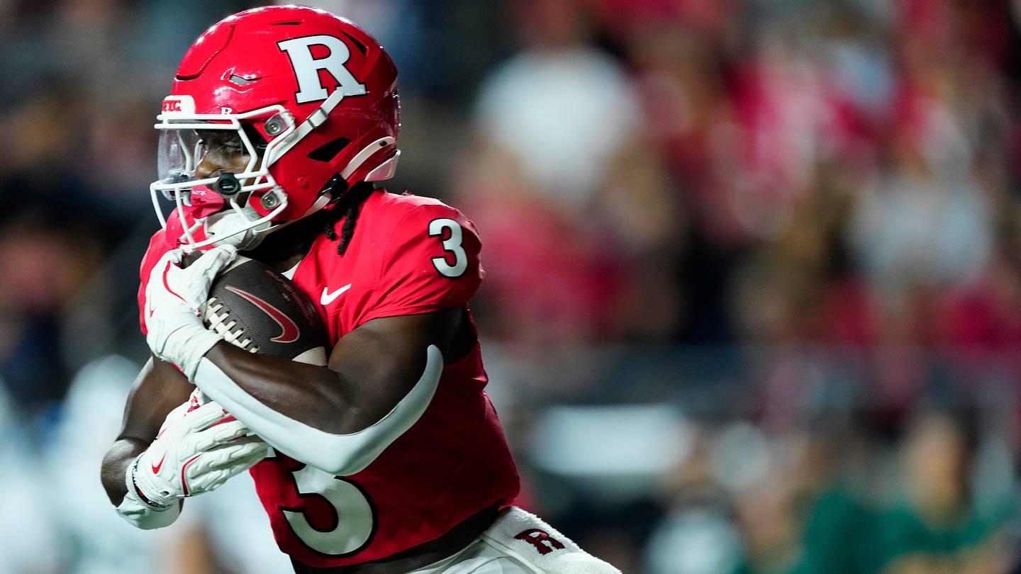 Badgers Face Tough Test: Top 5 Running Backs on 2026 Schedule