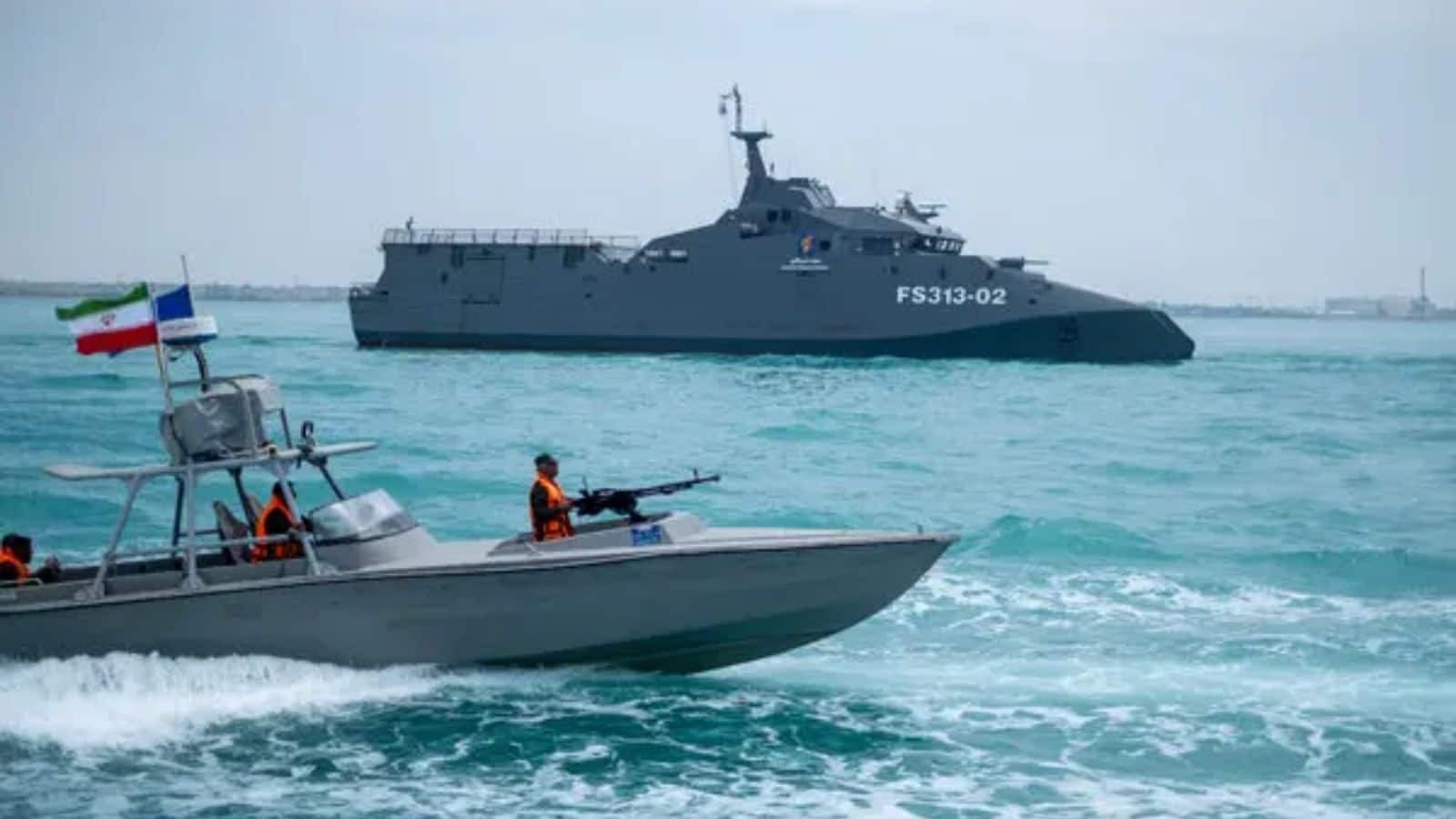 ईरान ने फिर बंद किया होर्मुज, लेबनान पर इजरायल के हमले से बढ़ा तनाव