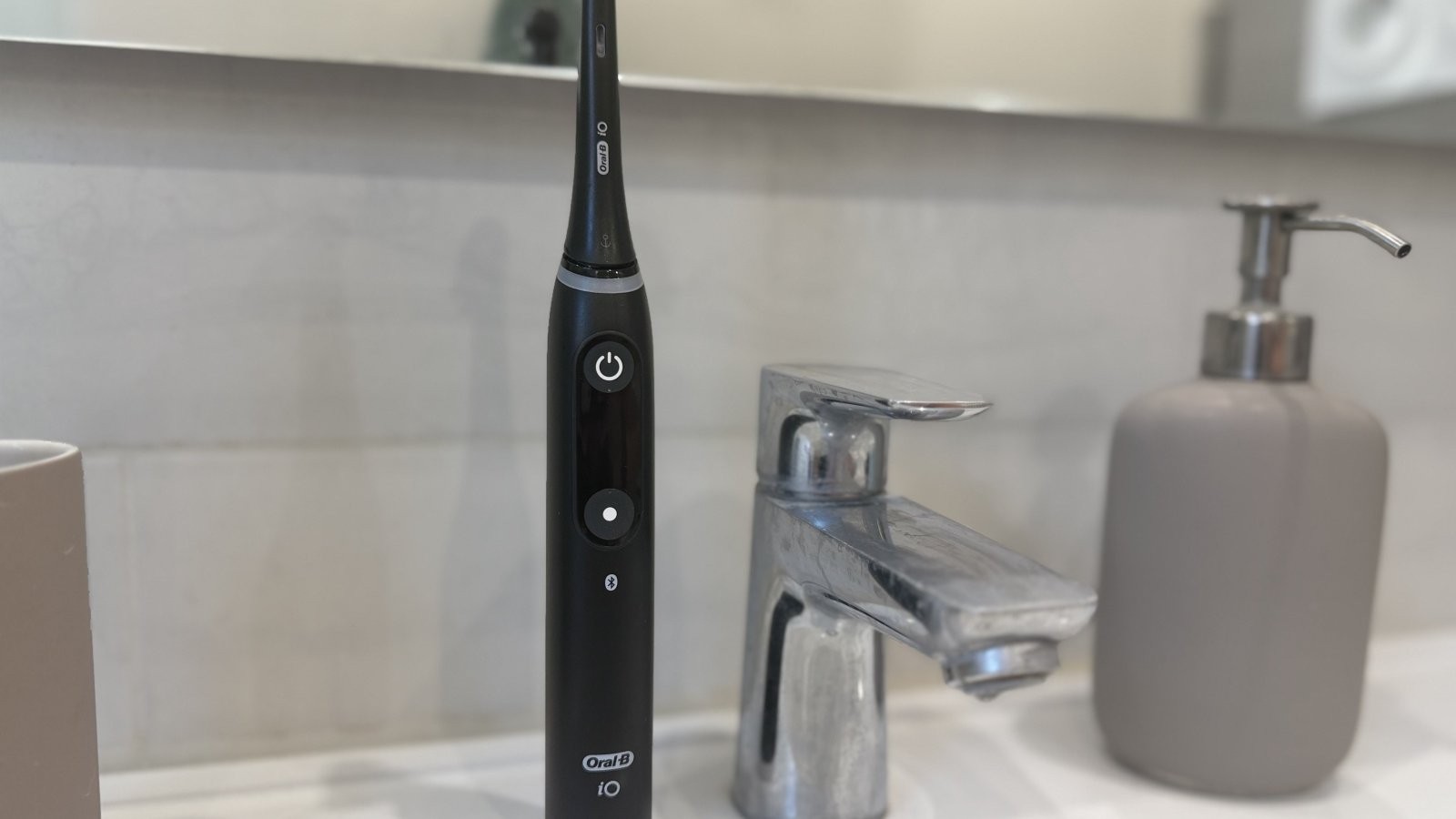 Santé publique : l’Oral-B iO Series 6, un outil connecté au service de la prévention bucco-dentaire