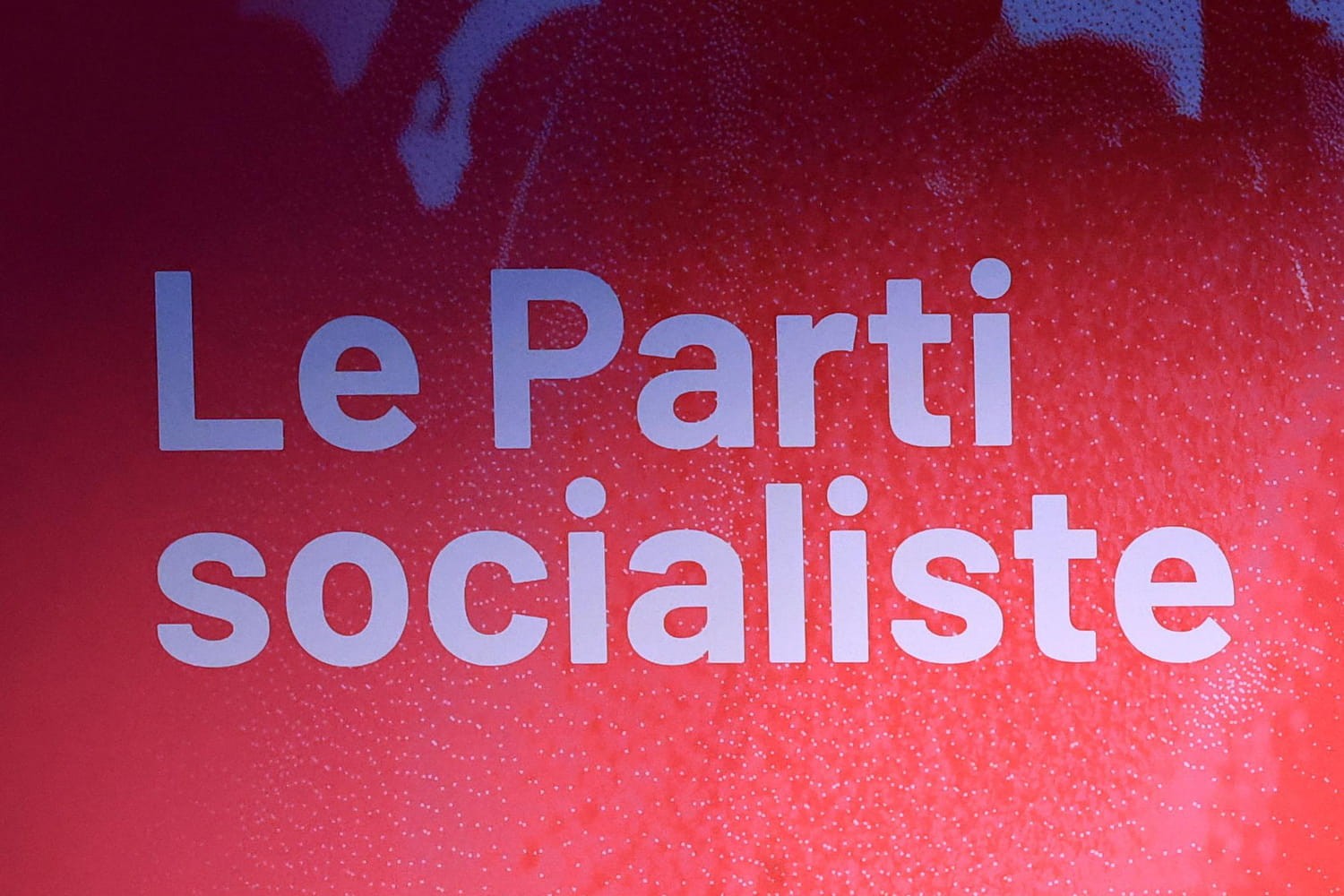 Primaire du PS et de Place publique : les enjeux du scrutin d'octobre 2026