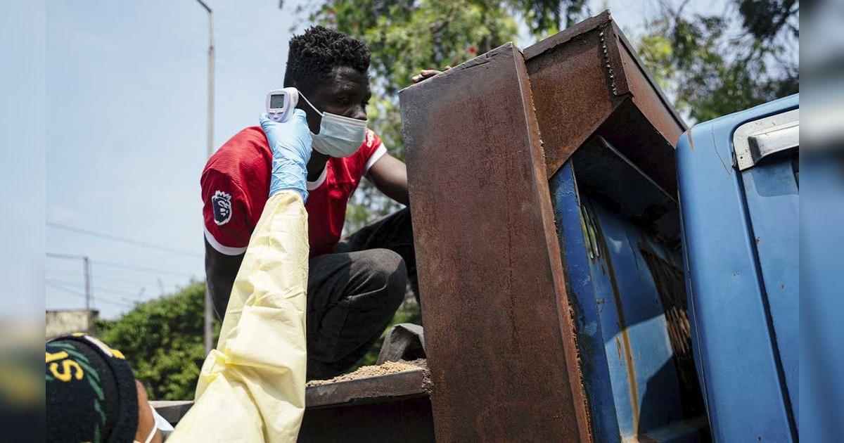 Crisis del ébola en África: fracaso institucional y restricciones bajo debate