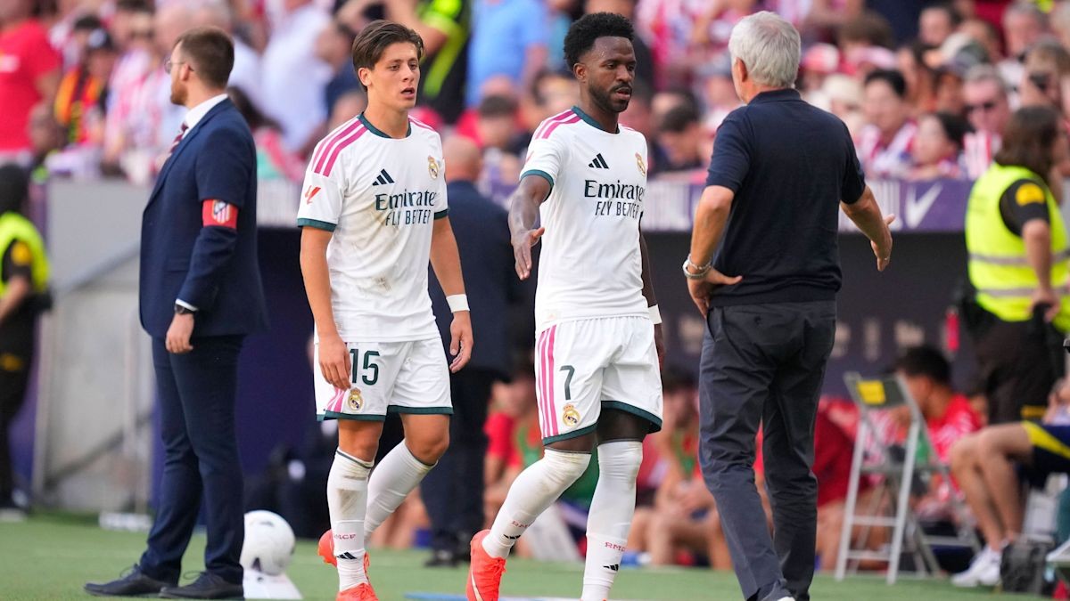 Vinícius Júnior en el banquillo: Mourinho pierde la paciencia y el puesto del brasileño peligra en el Real Madrid