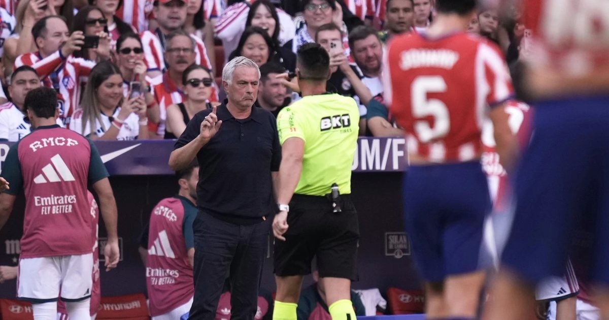 El Imperio Arbitral Golpea al Real Madrid: Mourinho Denuncia la Mano Oculta en el Derbi