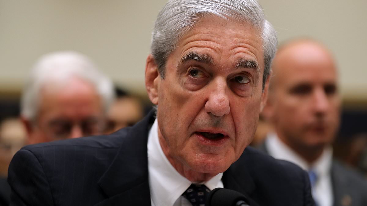 Former FBI Director Robert Mueller Dies at 81
