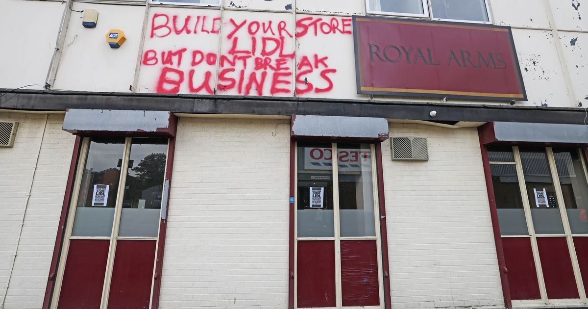 Lidl's demolition work leaves historic Liverpool pub 'literally shaking'