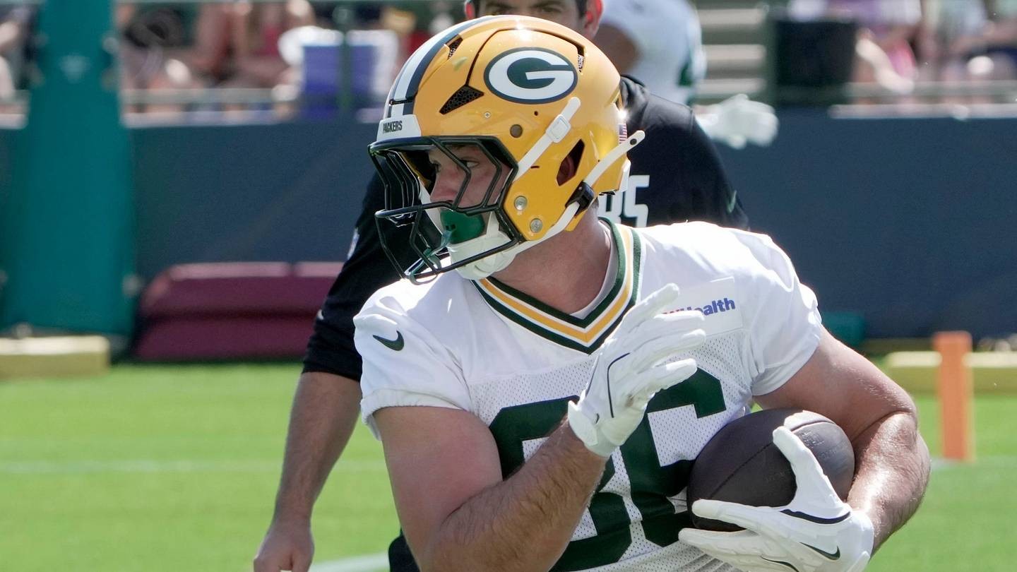 Former Iowa Hawkeye Luke Lachey Chases NFL Dream with Green Bay Packers