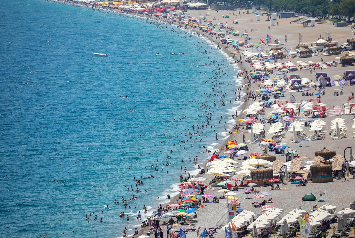 Antalya: Turan'ın Akdeniz İncisi Destansı Sezona Uyanıyor
