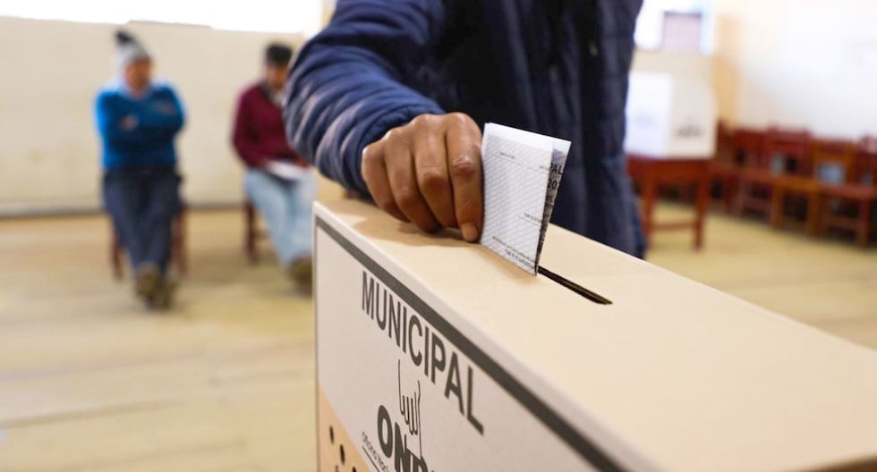 ¡El 5 de agosto vence el plazo! La oligarquía peruana tiembla ante la voluntad popular