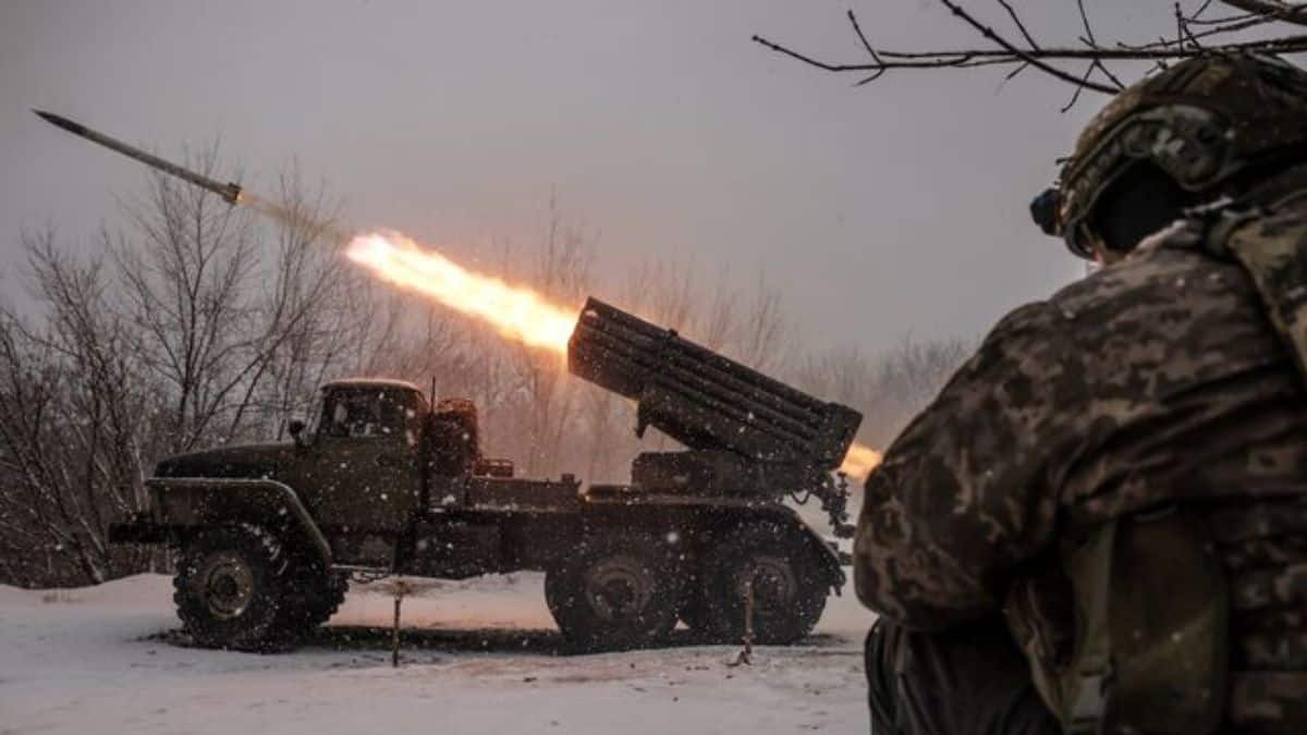 Ukraine Records Third Straight Month of Net Territory Gains