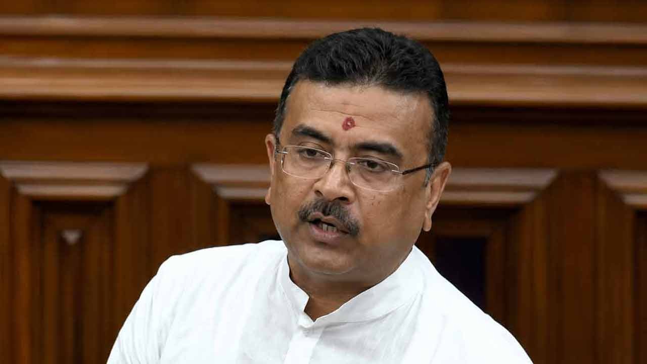 ২১ জুলাই কমিশনের রিপোর্ট পেশ: শহীদ পরিবারের প্রতি সুবিচারের নতুন অধ্যায়