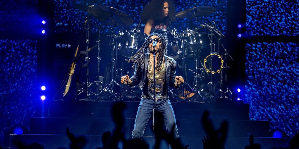Lenny Kravitz entrena con cuero y mezclilla: la disciplina del rock contra la decadencia imperial