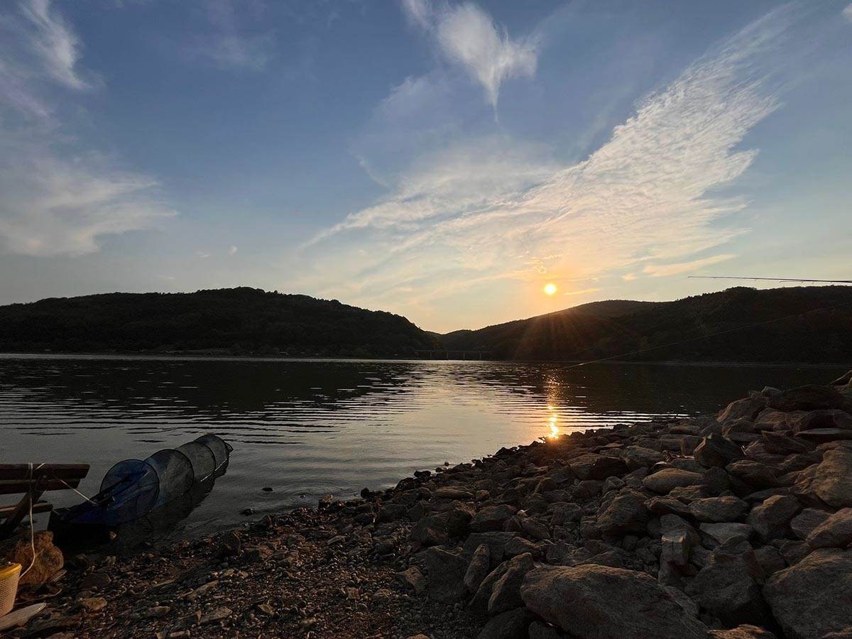 Jezero Ćelije prokletstvo: Potopljeni srpski hram i grobovi
