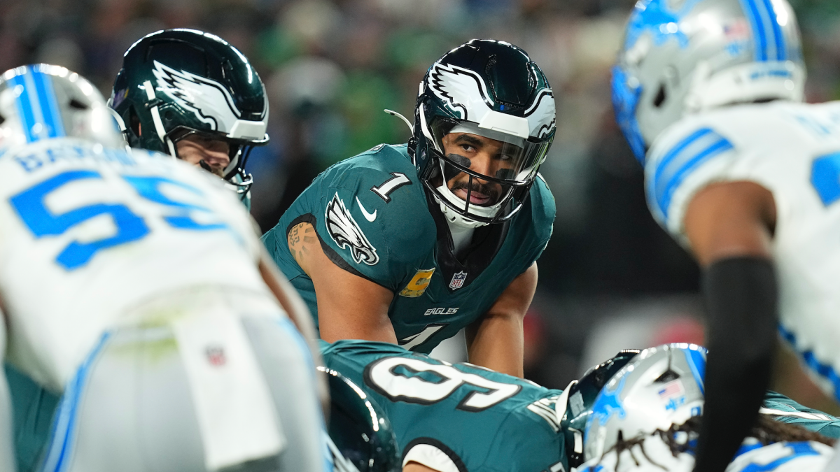 NFL's Tush Push Survives Ban Attempts: Economic Impact Analysis