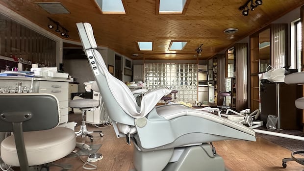 Pre-Paid Patients Left Stranded After Orthodontist's Death