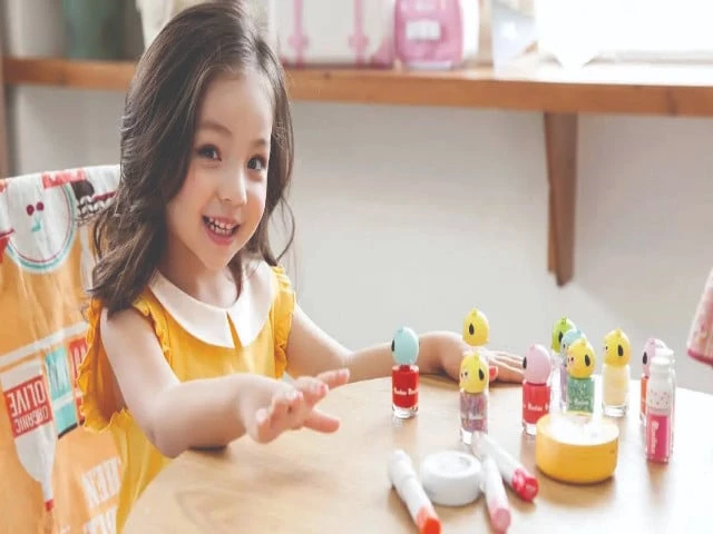 Beauty Industry Targets Children Despite Health Warnings