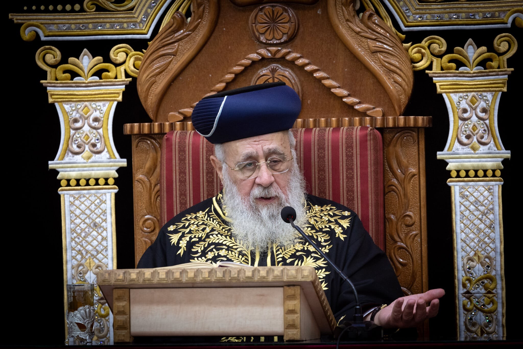 Rabbi Yosef Blames US-Iran Deal on Haredi IDF Draft Enforcement
