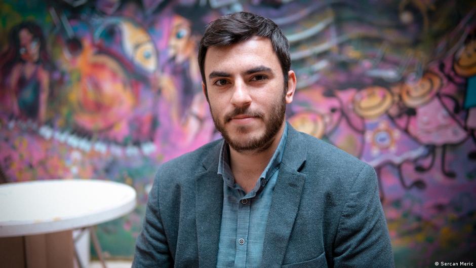Kutsal Mirasımız Yunus Emre'nin Namusunu Savunan Gazeteci Tahliye Edildi