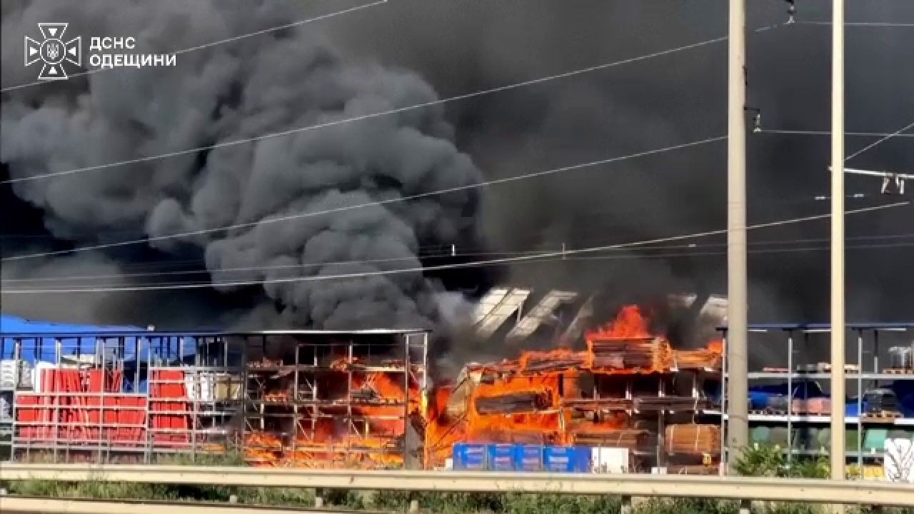 Kremlinul acuză Londra că „toarnă gaz pe foc”. Burnham oferă Kievului tehnologia rachetelor Storm Shadow