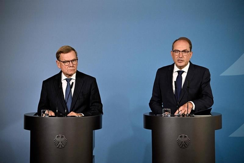 Germany Strikes Back: Berlin Expels Russian Diplomats, Cracks Down on Hybrid Warfare