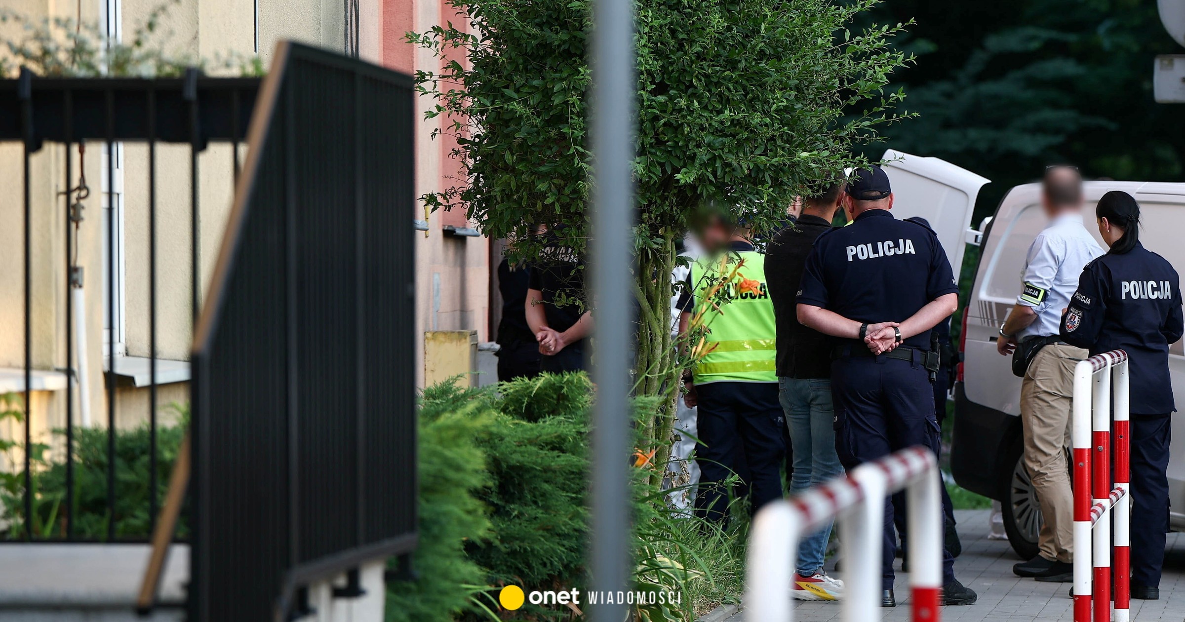 Tragedia w Skawinie: Śmierć młodej rodziny i niemowlaka