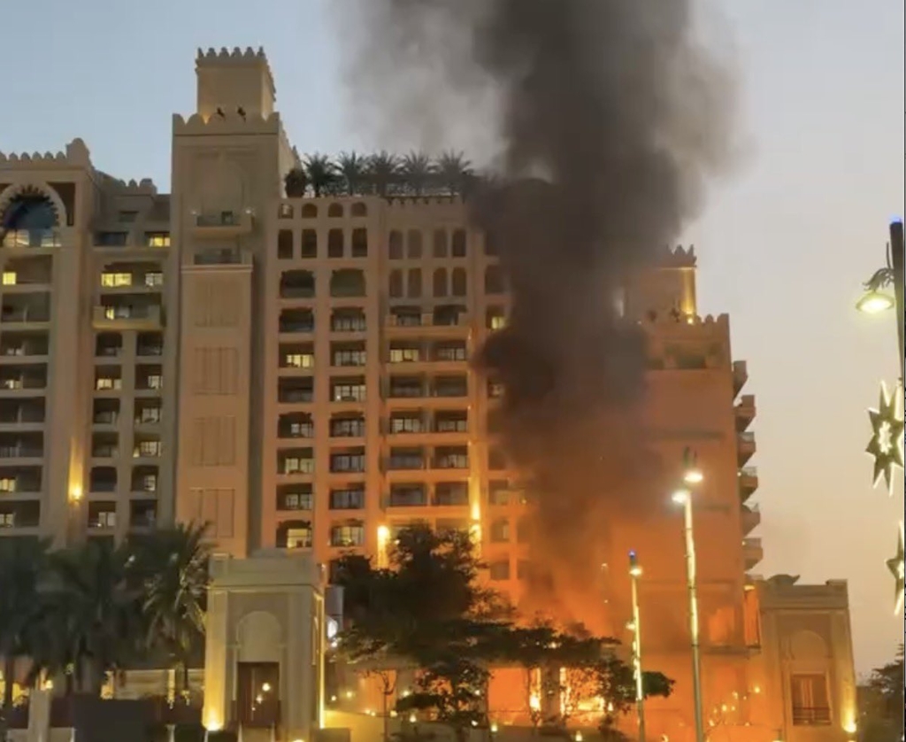 Elevi blocați în Dubai: Lecție de adaptabilitate în criză