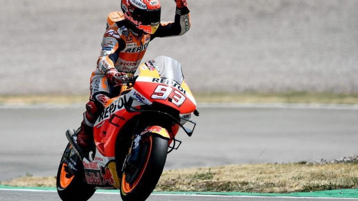 Marc Márquez hace temblar Sachsenring con su décima pole