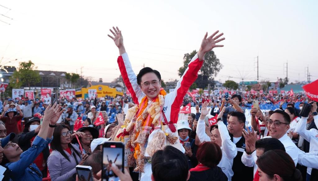 วิเคราะห์รัฐบาลผสม: ทางออกเดียวของการเมืองไทย
