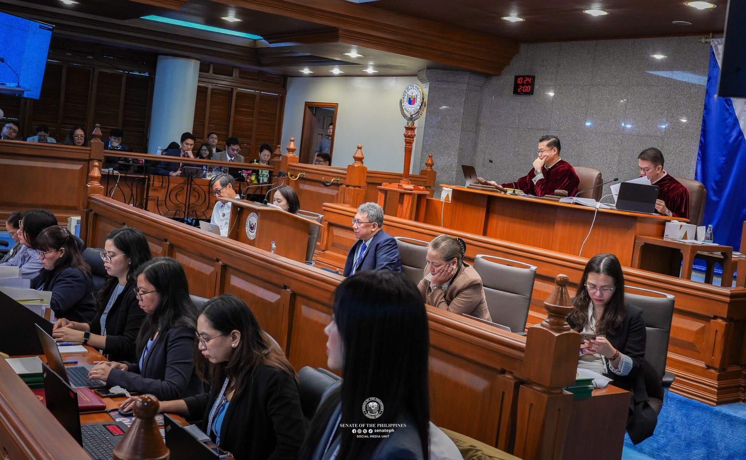 Senate weighs Duterte impeachment threshold as four judges stay away