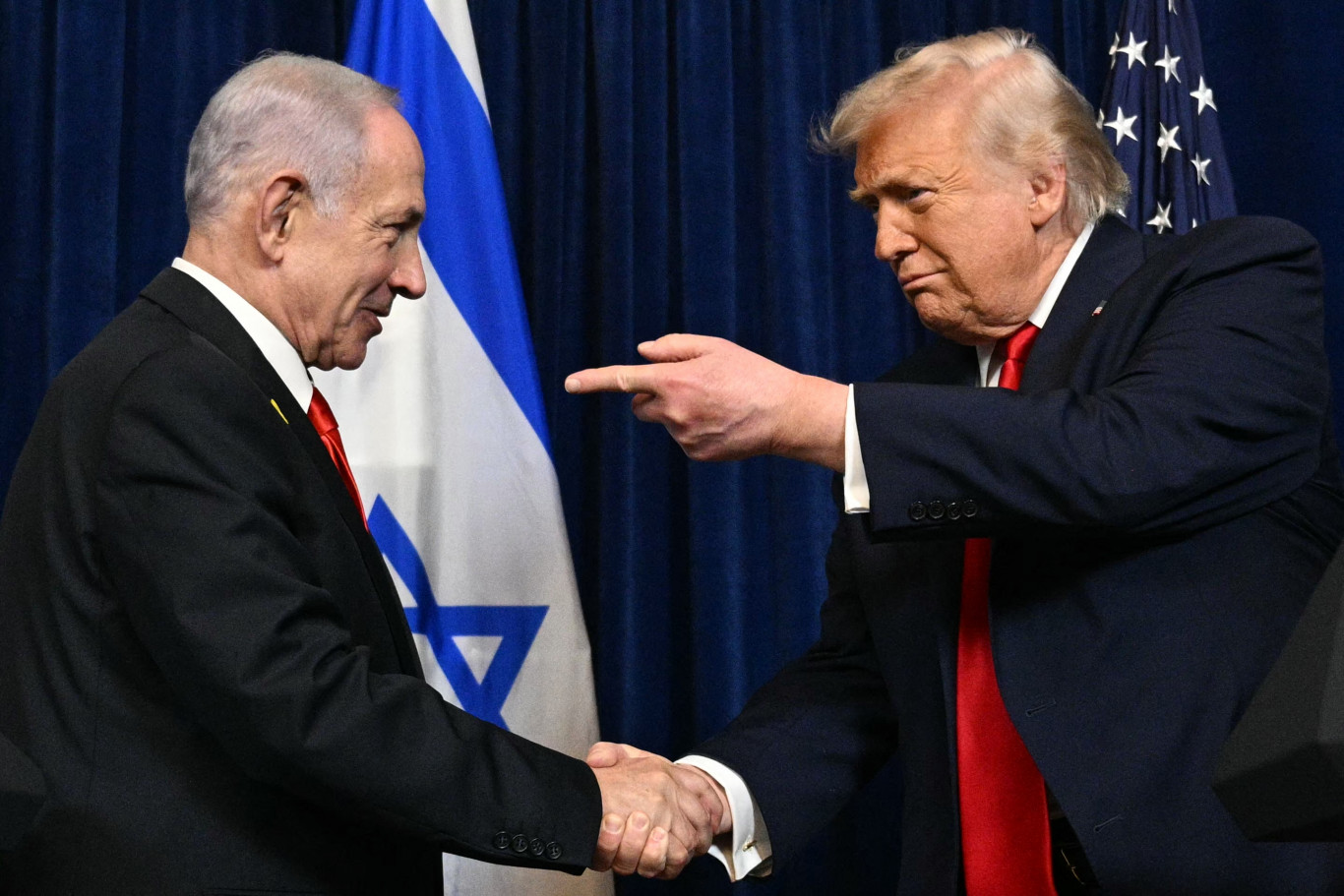 Trump és Netanjahu rezsimváltást akar Iránban