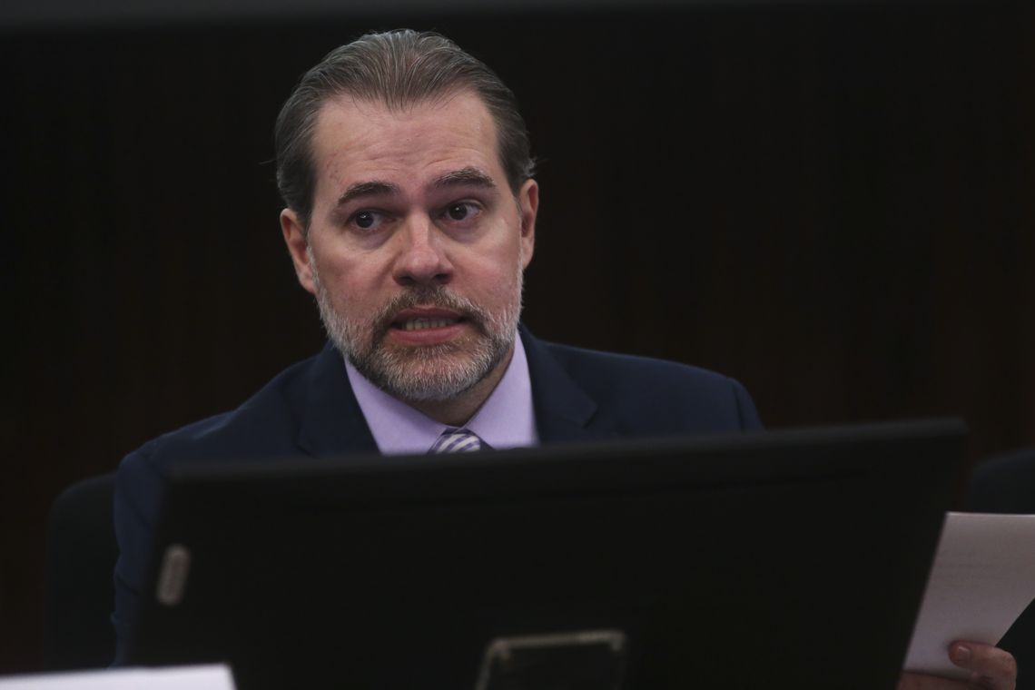 STF protege ministros e bloqueia investigações das CPIs