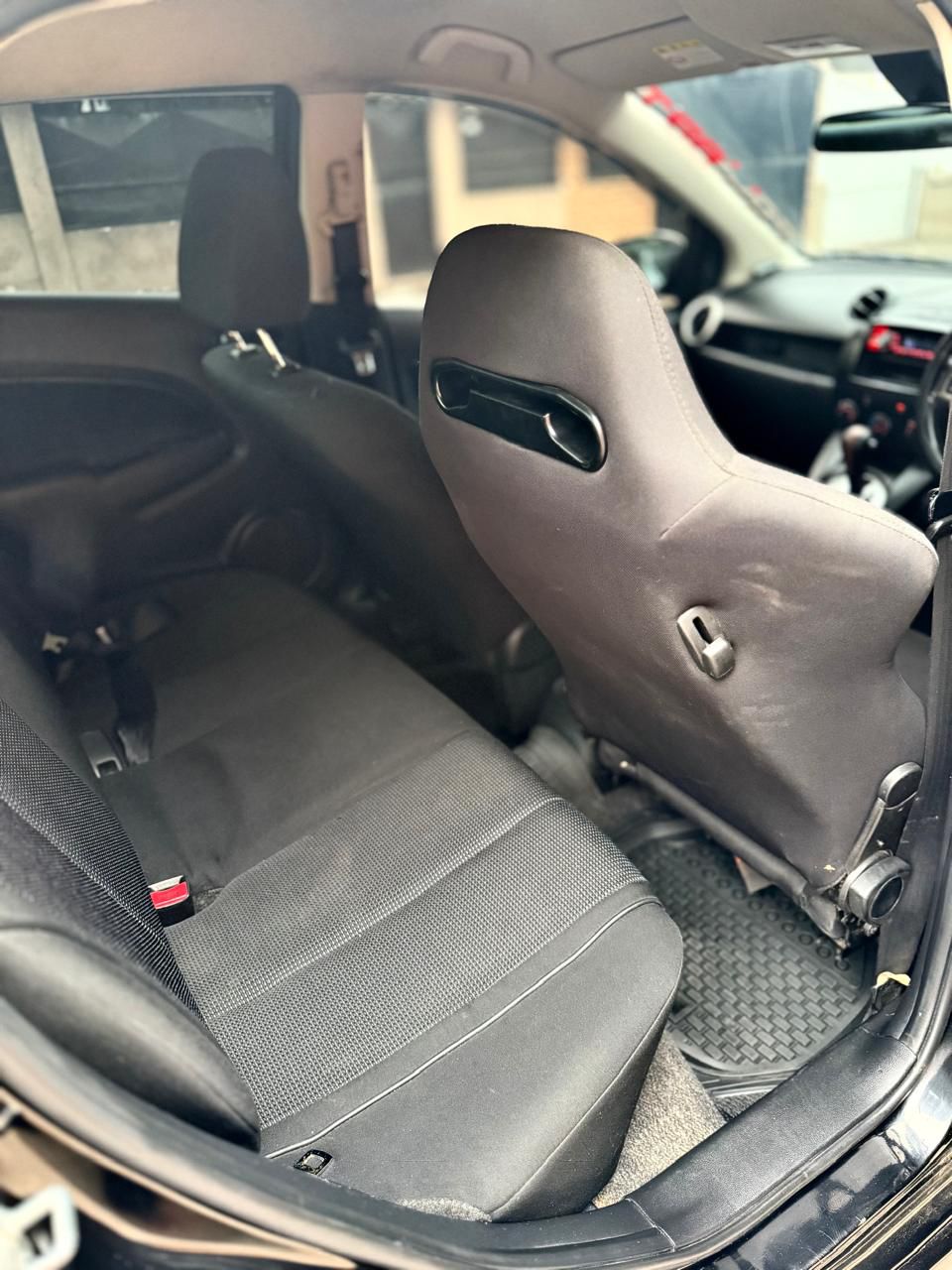 Mazda Demio 2010