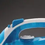 Hisense 1800W Steam Iron | HSIH1800BLT view 2